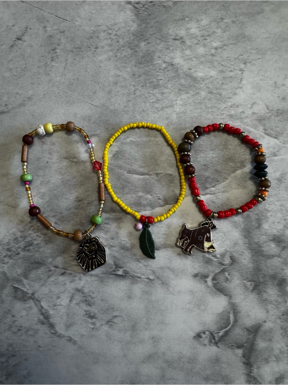 Disney Lion King Beaded Charm Bracelet Set - Yellow, Red, Brown